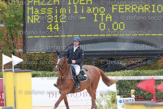 FERRARIO_PAZZA IDEA_GIO CAV 2011_SS3_8876.jpg